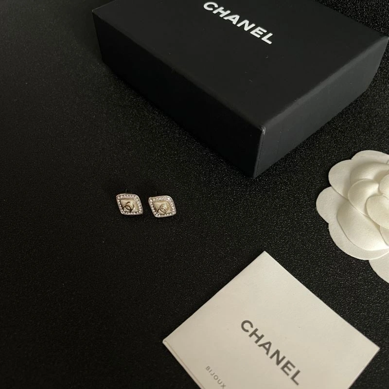 Chanel Earrings Tailored 229889