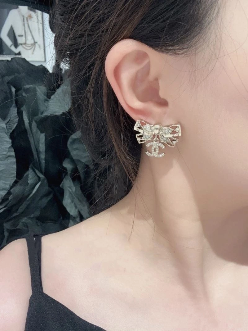 Stretchable Chanel Earrings 229906