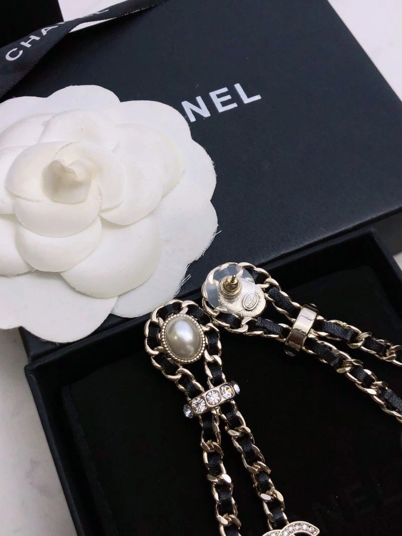 Fashionable Chanel Earrings 229857