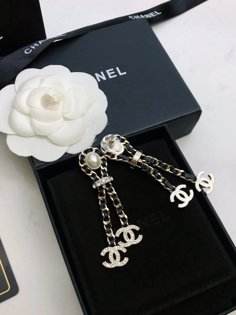 Fashionable Chanel Earrings 229857