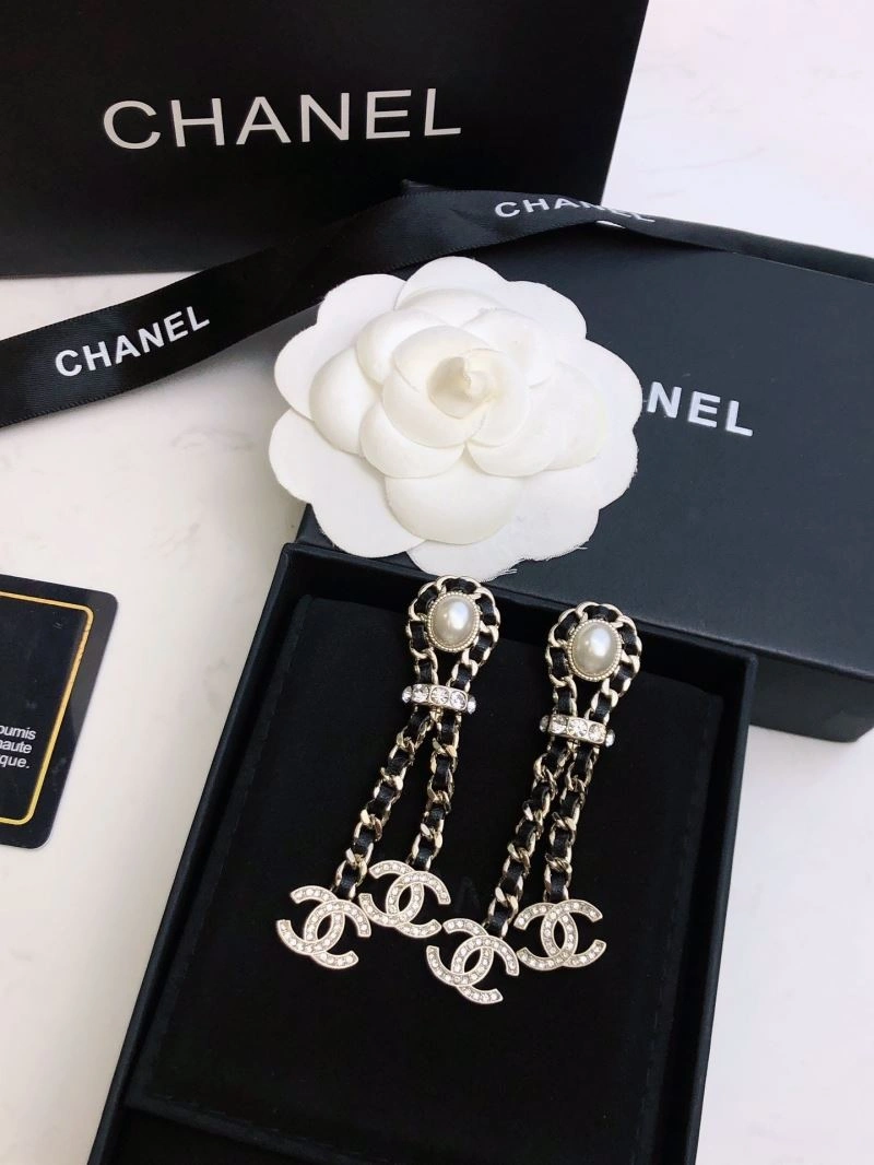 Fashionable Chanel Earrings 229857
