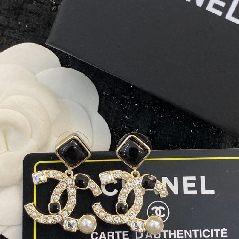 TechFriendly Chanel Earrings 229914