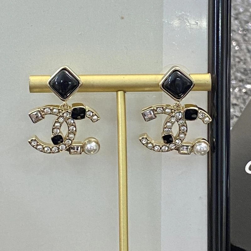 TechFriendly Chanel Earrings 229914