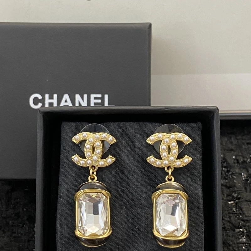 Chanel Earrings Tailored 229825
