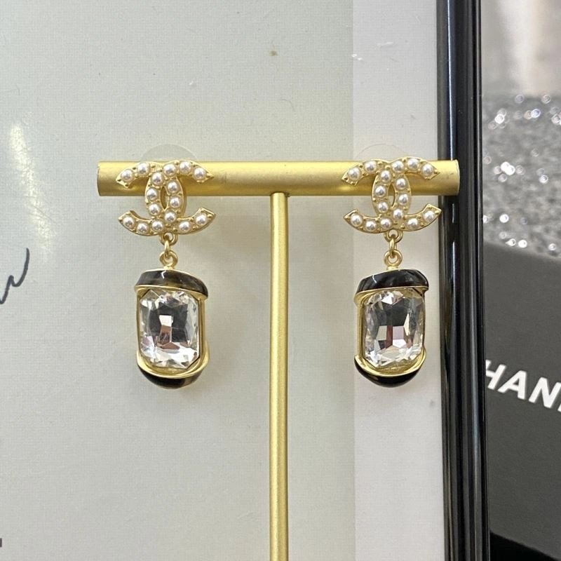 Chanel Earrings Tailored 229825
