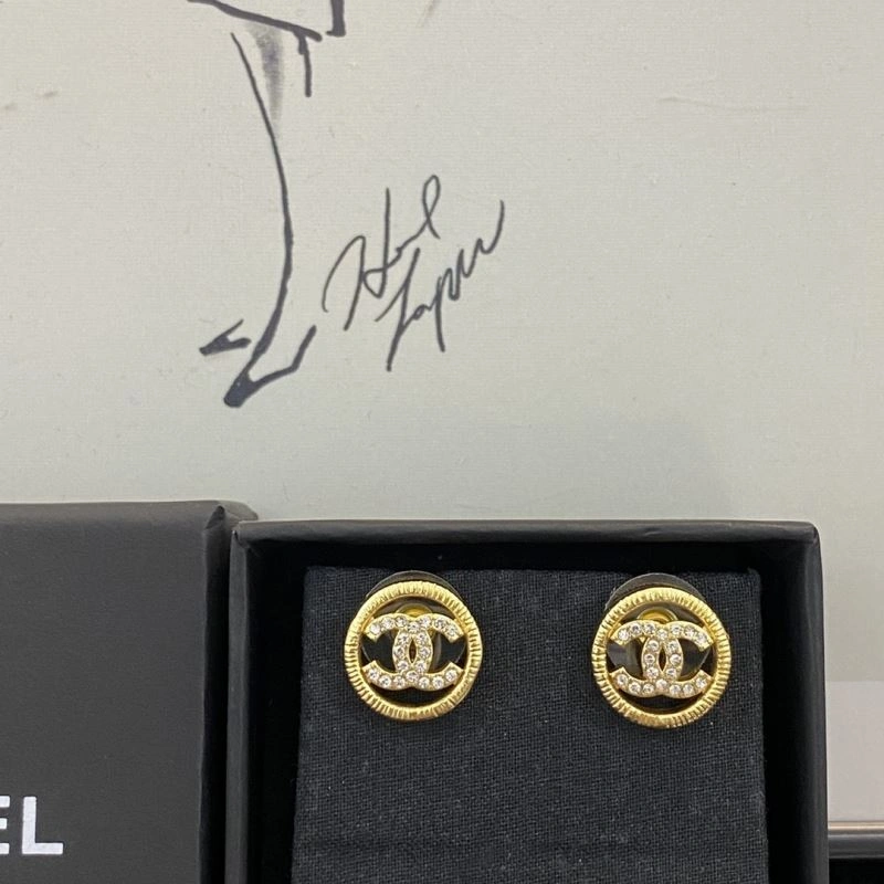 Chanel Earrings Sophisticated 229873
