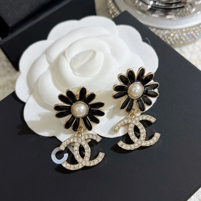 Chanel Earrings ZipUp 229823
