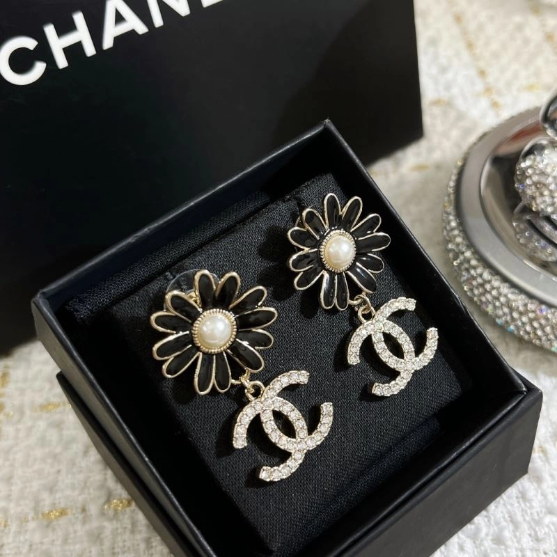 Chanel Earrings ZipUp 229823