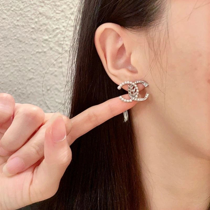 Stretchable Chanel Earrings 229812