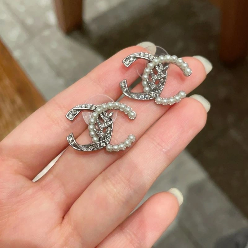 Stretchable Chanel Earrings 229812