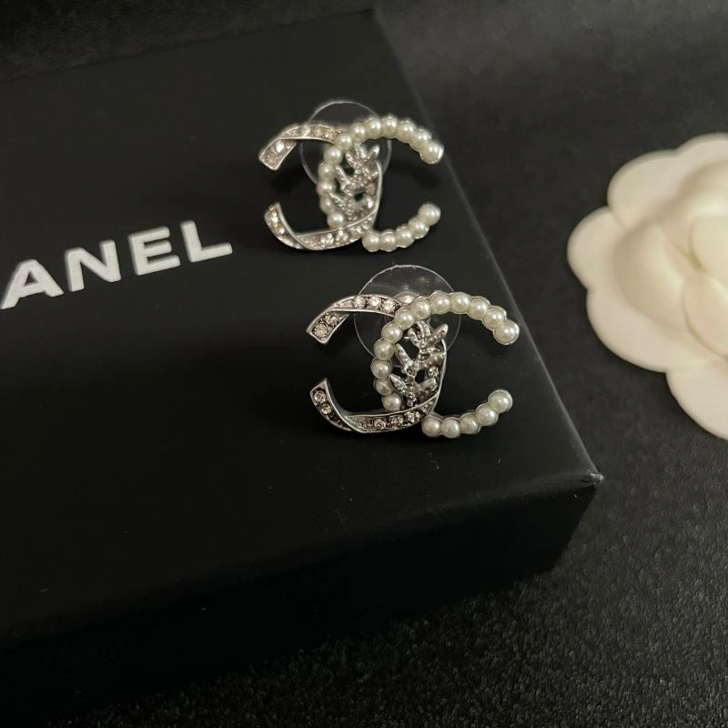 Stretchable Chanel Earrings 229812