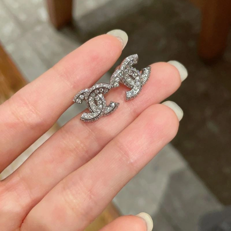 Chanel Earrings Sporty 229811