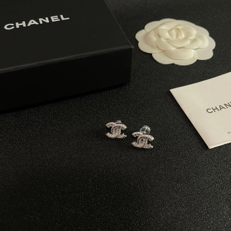 Chanel Earrings Sporty 229811
