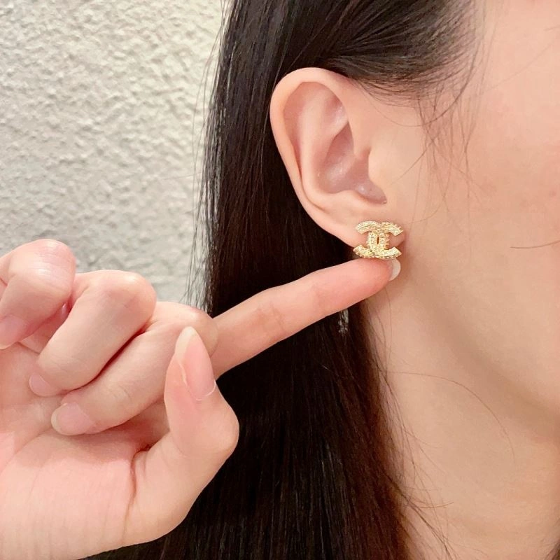 Chanel Earrings Lightweight 229847