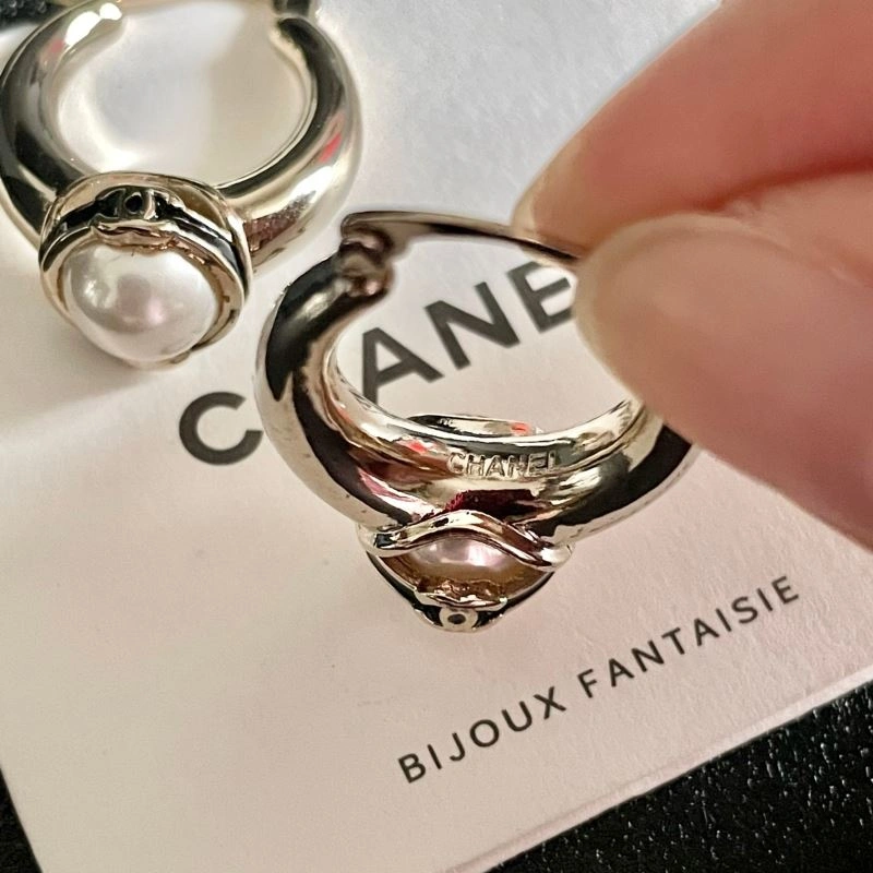 Lightweight Chanel Earrings 229866