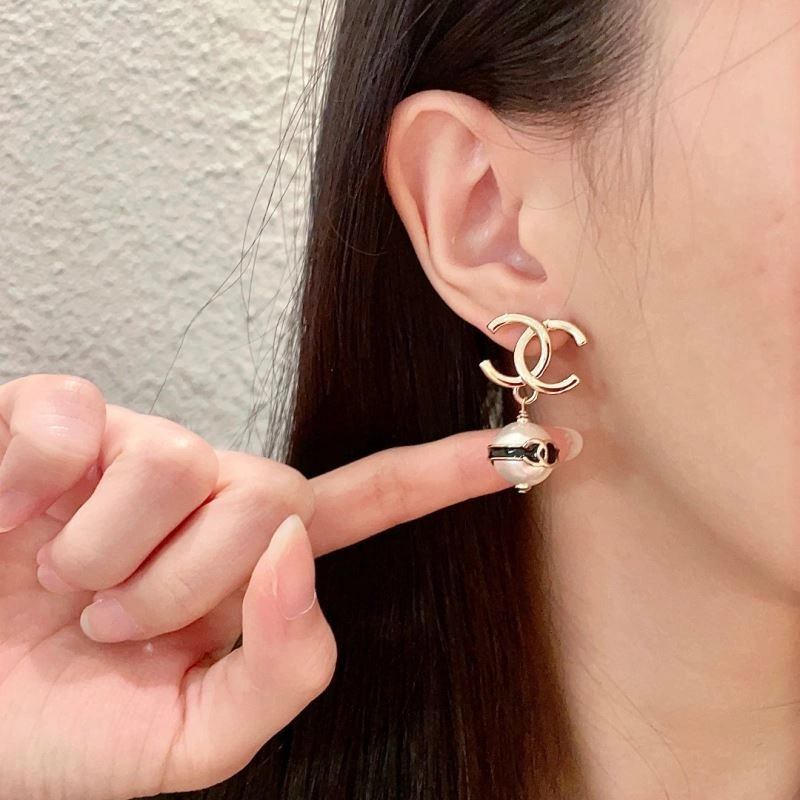 Seasonal Chanel Earrings 229848