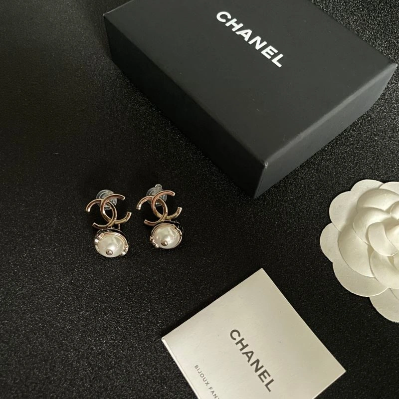 Seasonal Chanel Earrings 229848