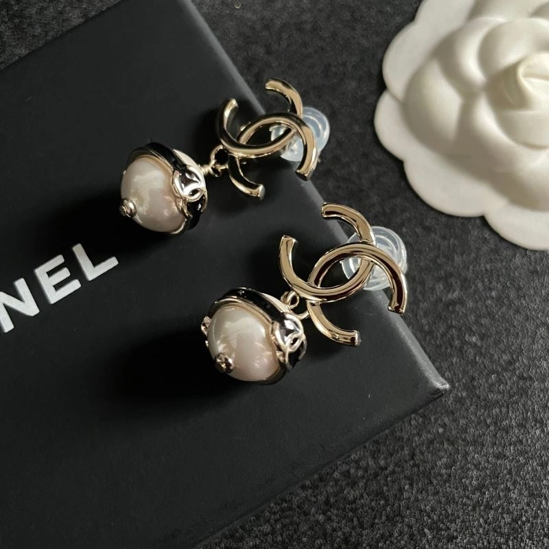 Seasonal Chanel Earrings 229848