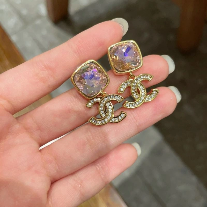 Supportive Chanel Earrings 229821
