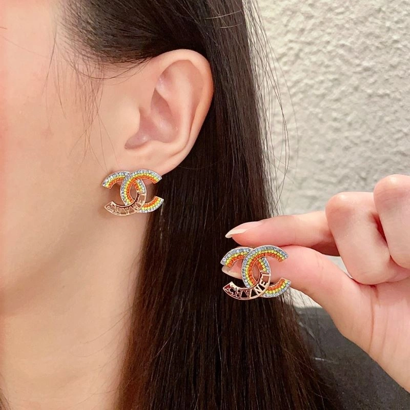 Chanel Earrings Comfortable 229841