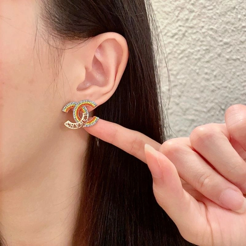 Chanel Earrings Comfortable 229841