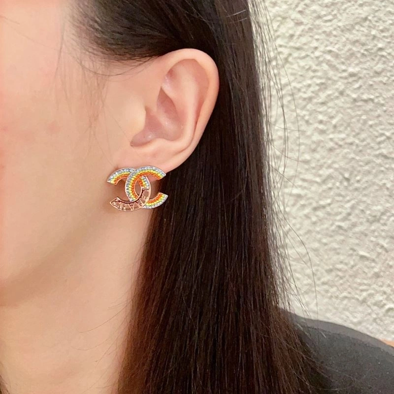 Chanel Earrings Comfortable 229841