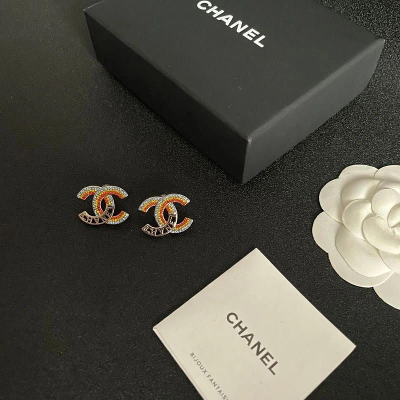 Chanel Earrings Comfortable 229841