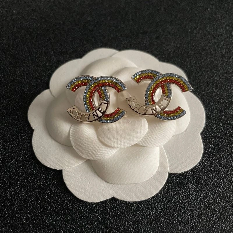 Chanel Earrings Comfortable 229841