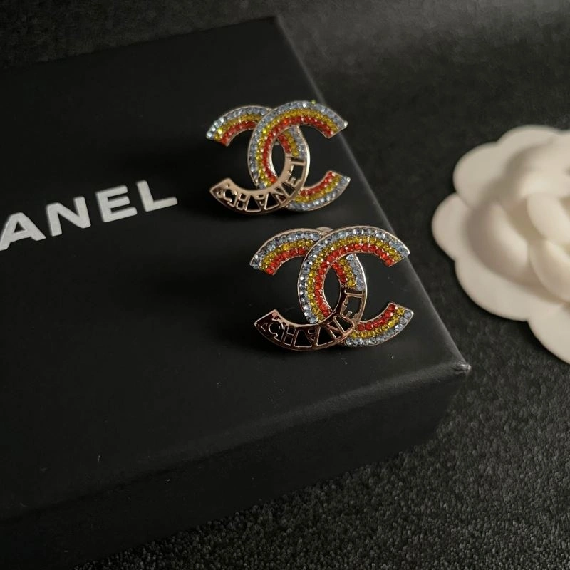Chanel Earrings Comfortable 229841