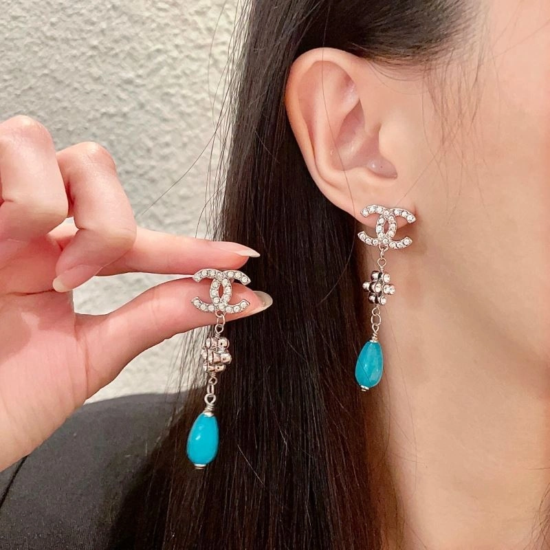 Chanel Earrings Fashionable 229789