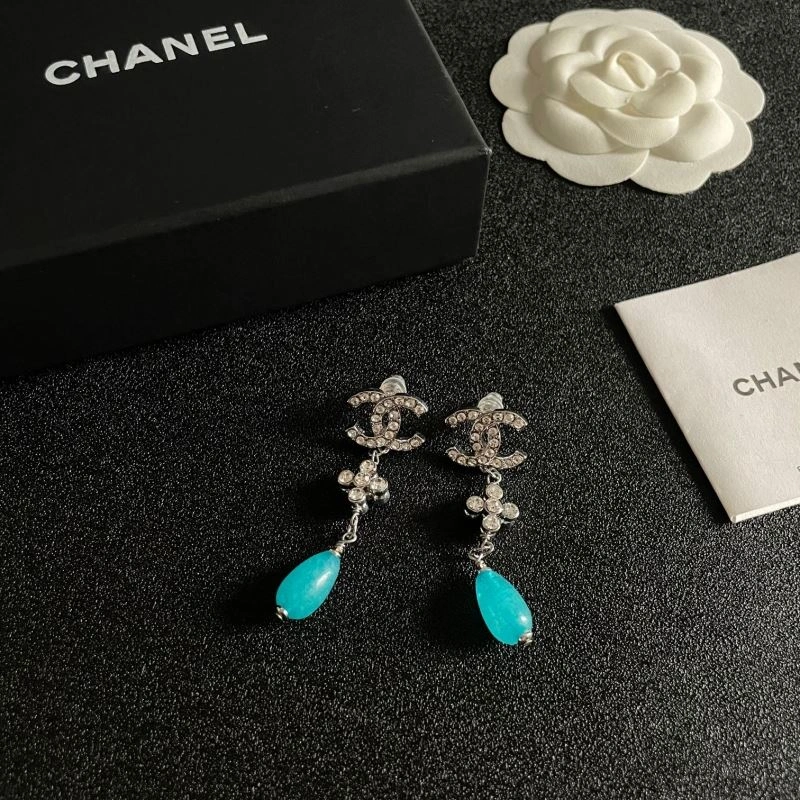 Chanel Earrings Fashionable 229789