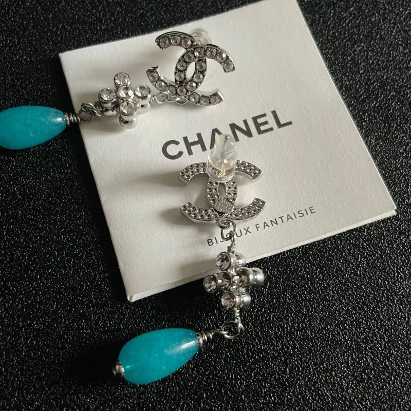 Chanel Earrings Fashionable 229789