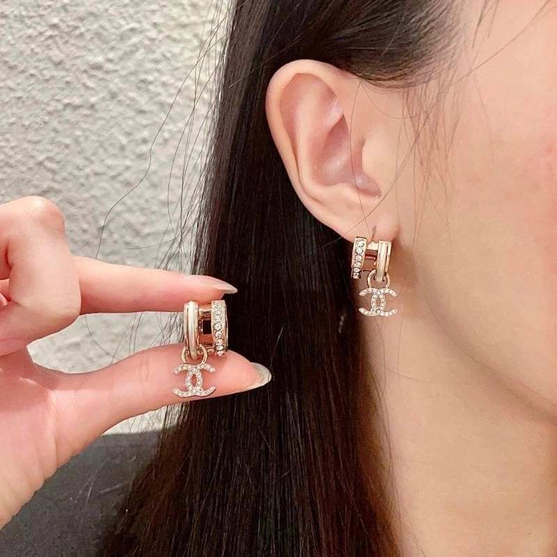 Chanel Earrings Modern 229808