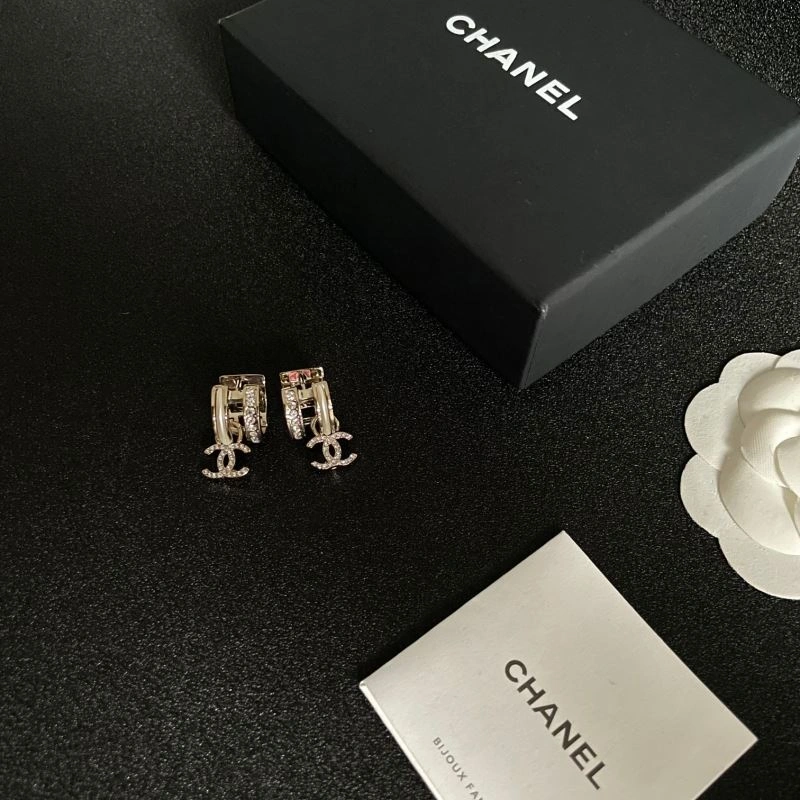 Chanel Earrings Modern 229808