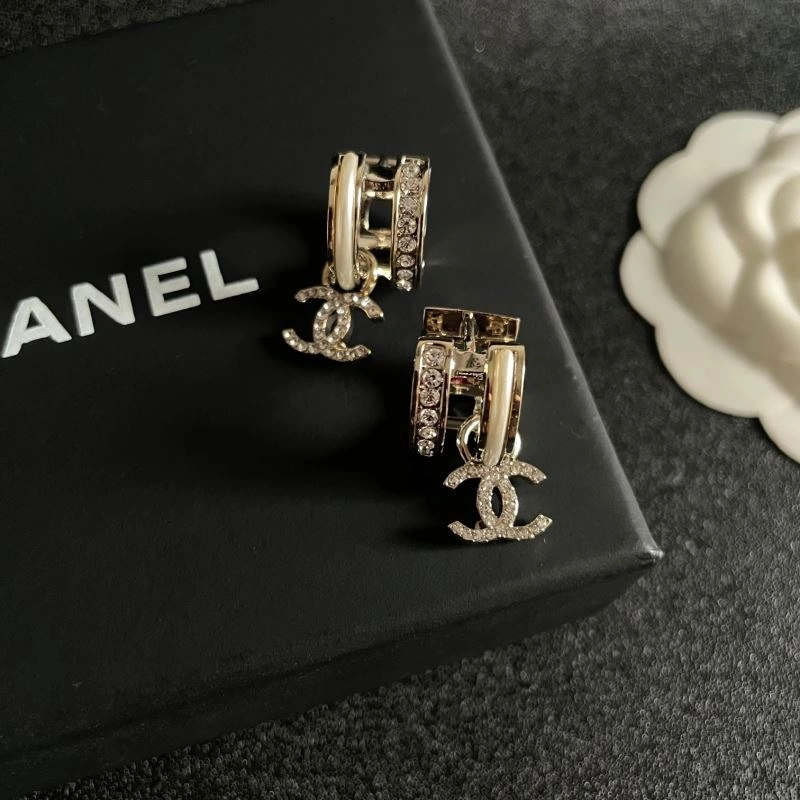 Chanel Earrings Modern 229808