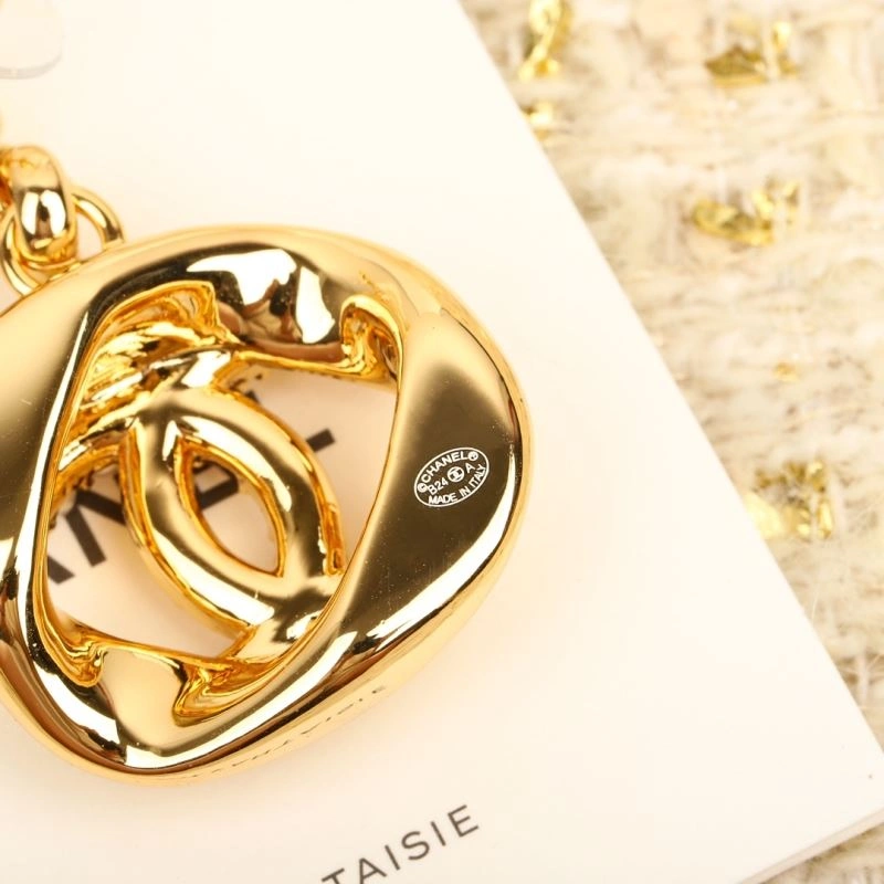 Chanel Earrings Trendsetting 229827