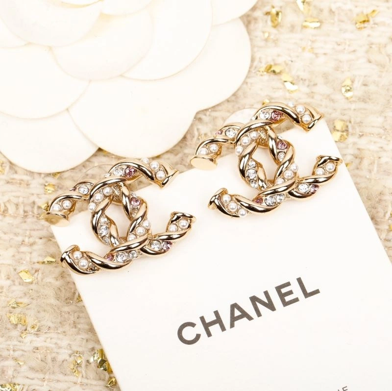 Chanel Earrings Reliable 229806