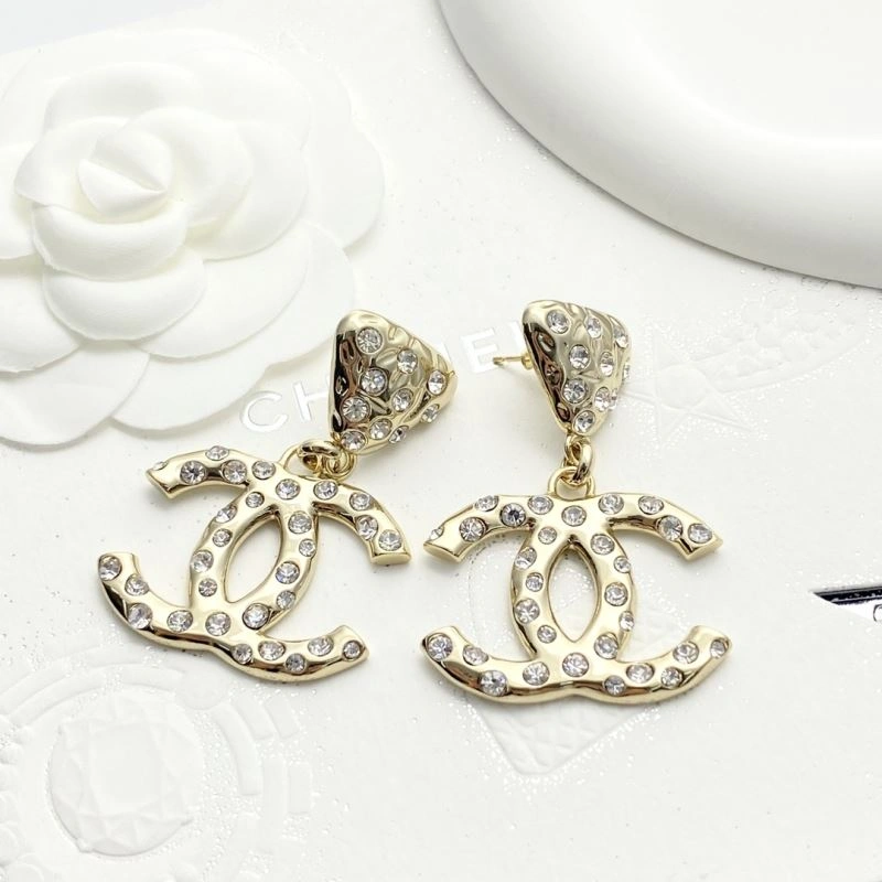 Snug Chanel Earrings 229813