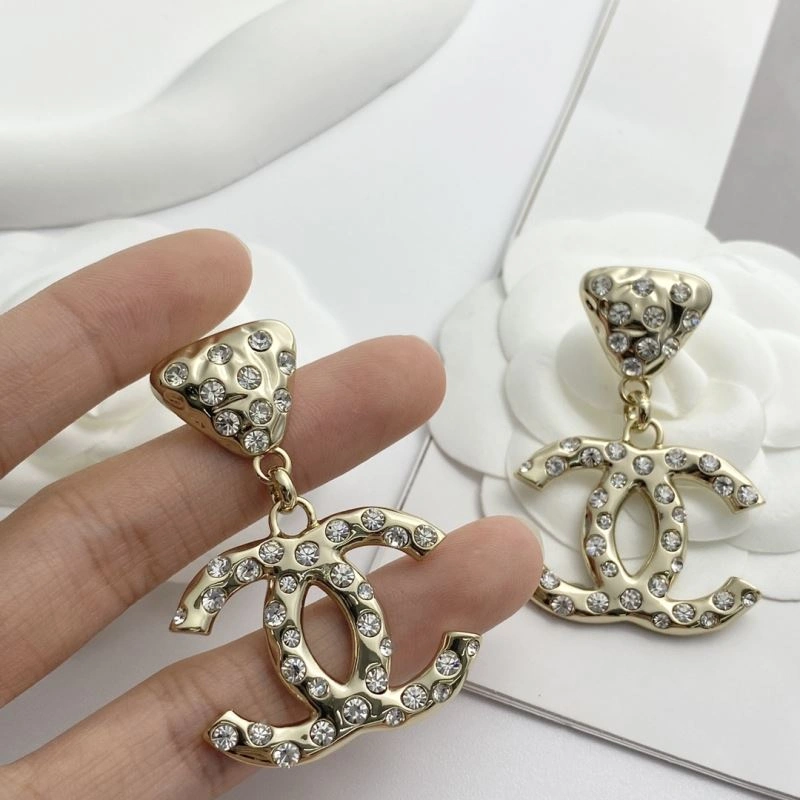 Snug Chanel Earrings 229813