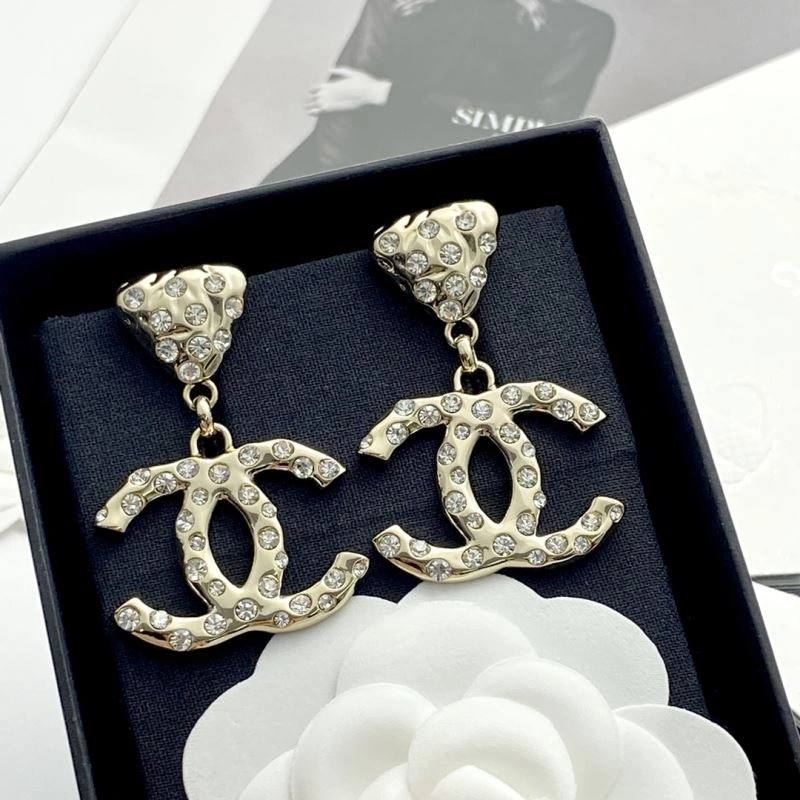 Snug Chanel Earrings 229813