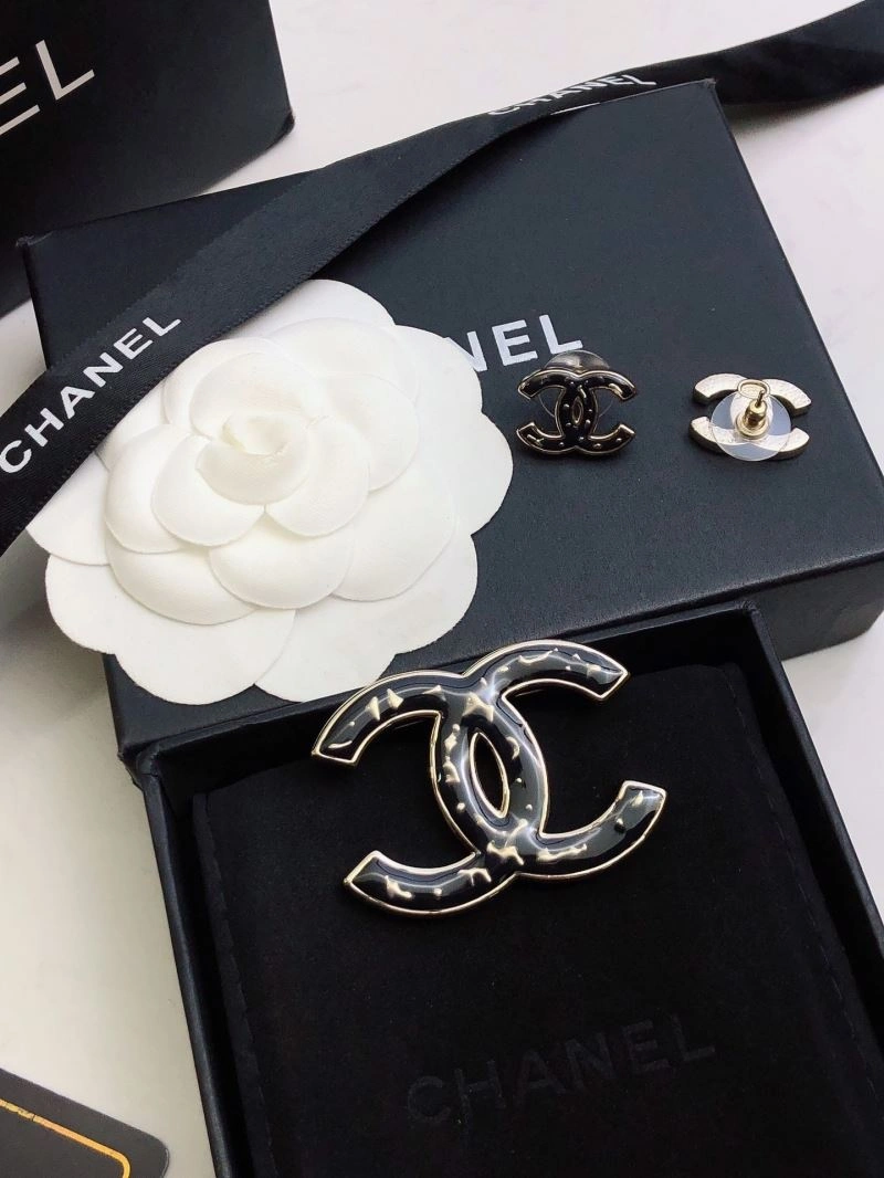 Tailored Chanel Earrings 229810