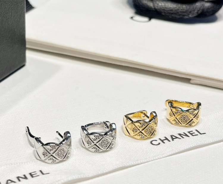Chanel Earrings QuickDry 229795