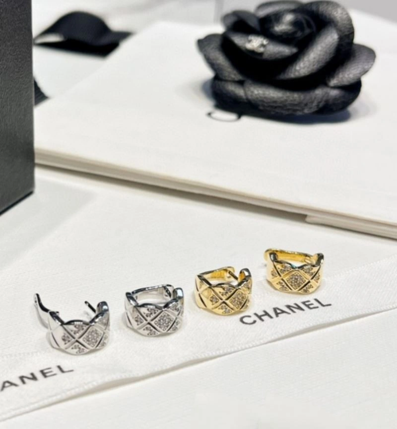 Chanel Earrings QuickDry 229795