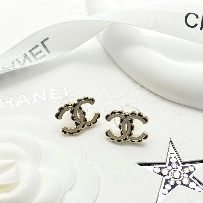 Chanel Earrings Trendy 229781