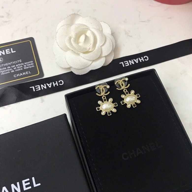 DailyWear Chanel Earrings 229765