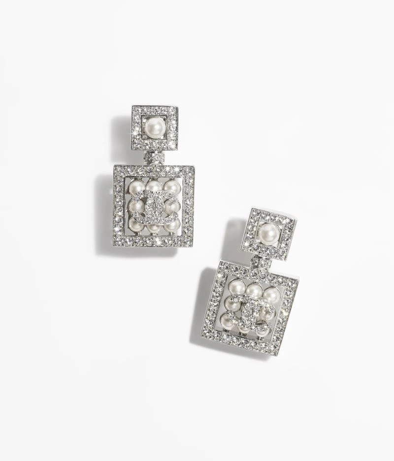 Chanel Earrings Modern 229816