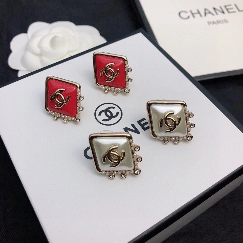 Trendy Chanel Earrings 229815