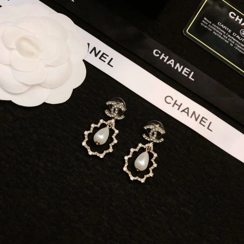 Durable Chanel Earrings 229775