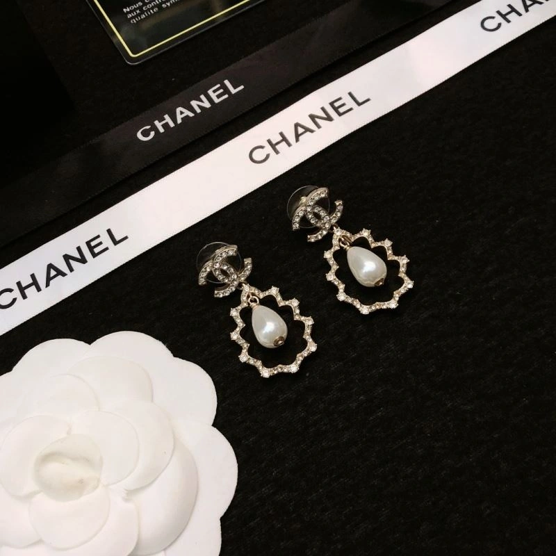 Durable Chanel Earrings 229775