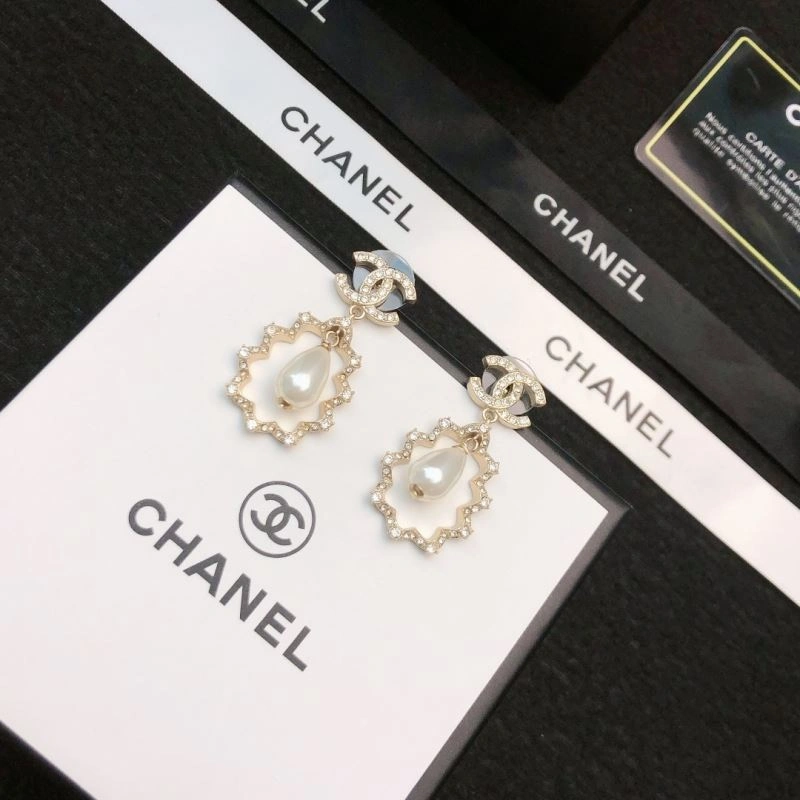 Durable Chanel Earrings 229775